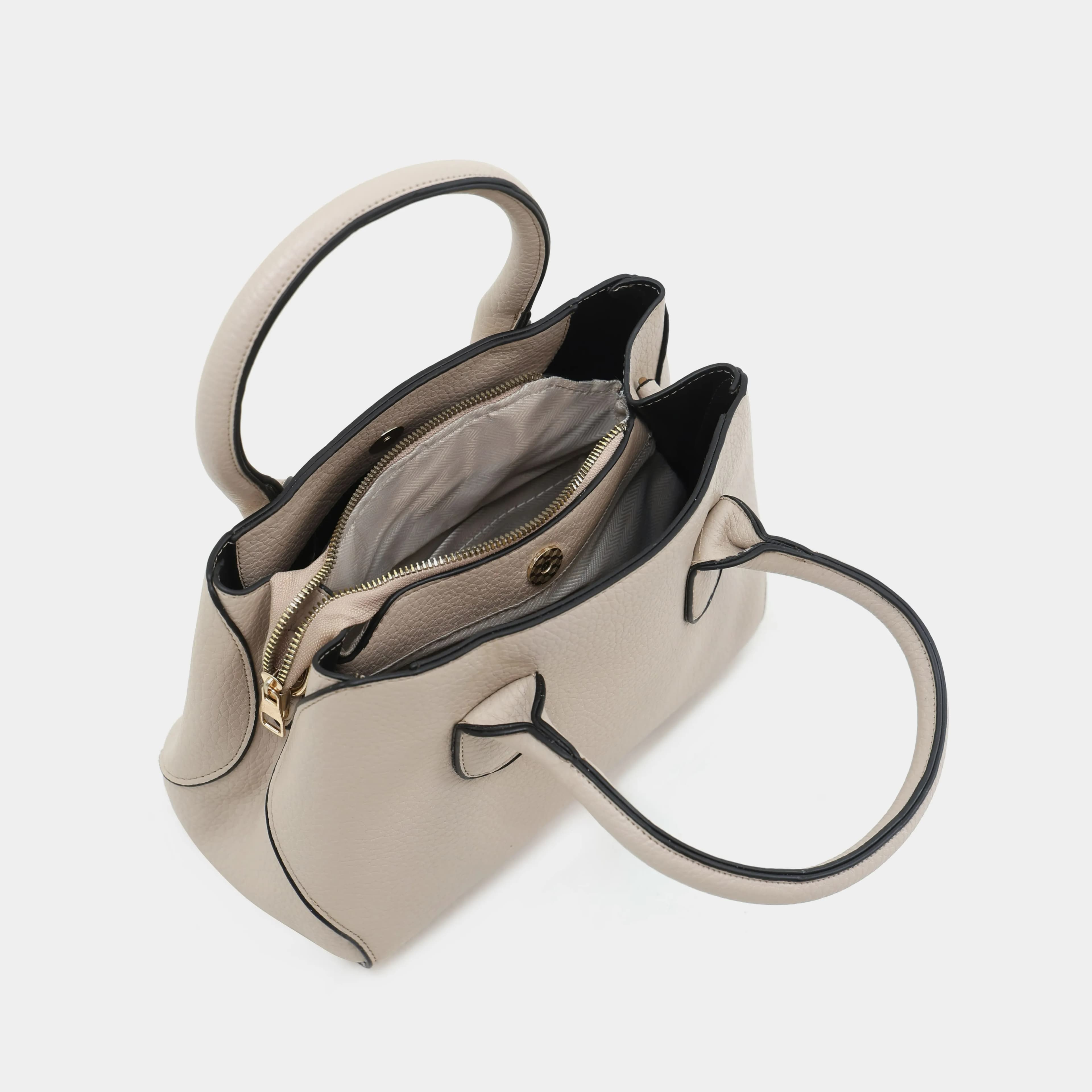 Dallae International